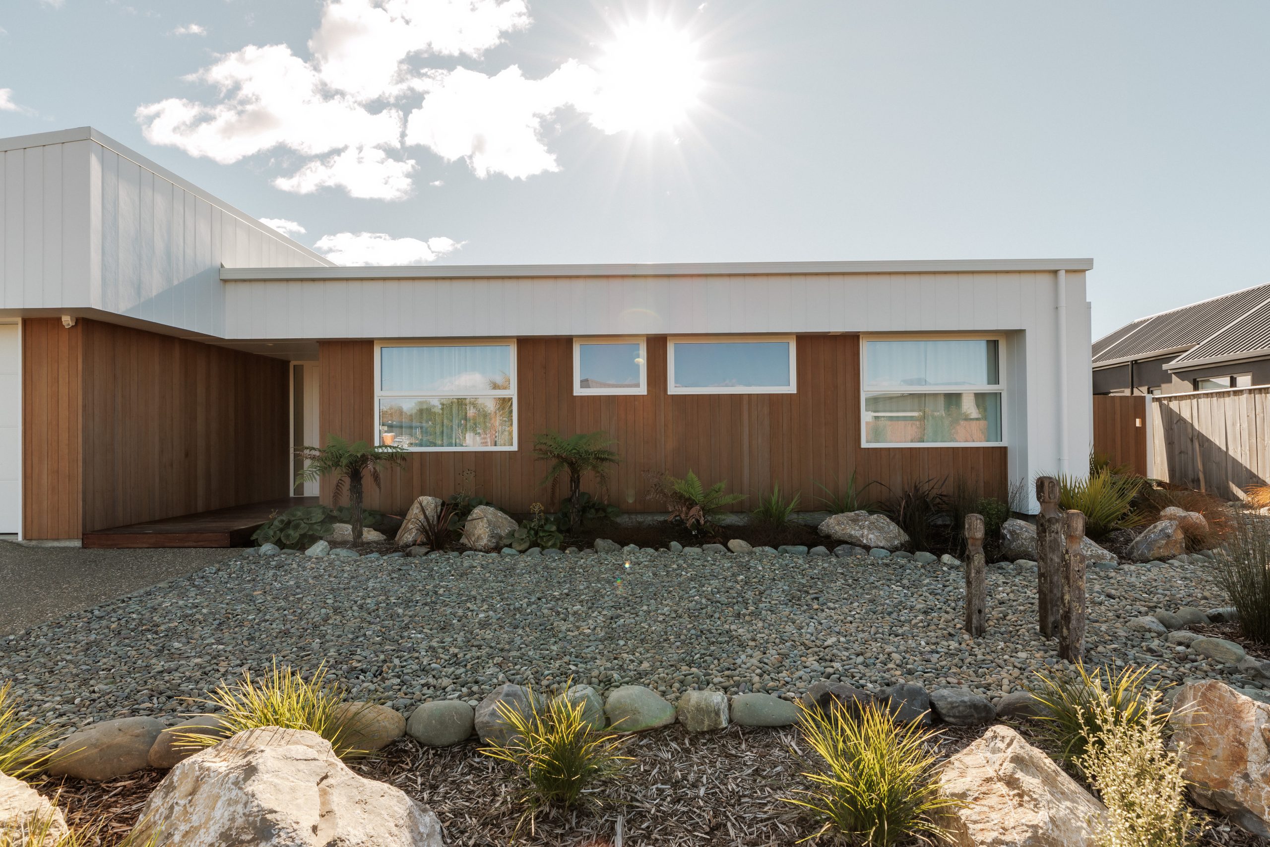 Modern four-bedroom residence at Māpua Bay