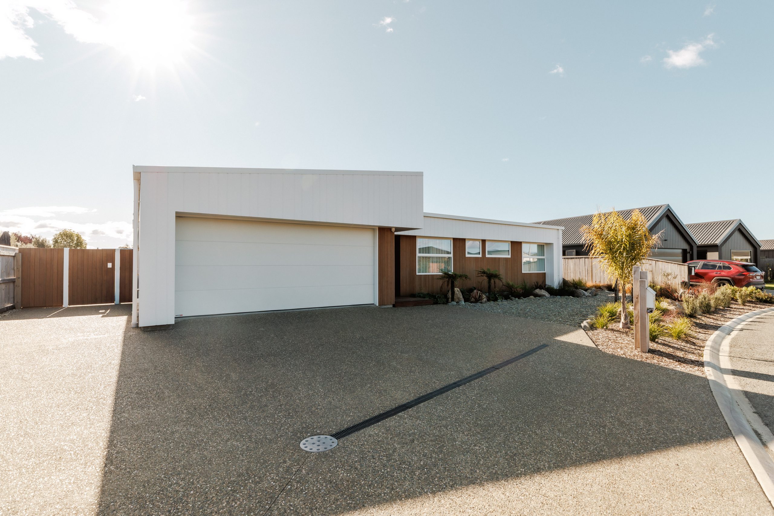 Modern four-bedroom residence at Māpua Bay