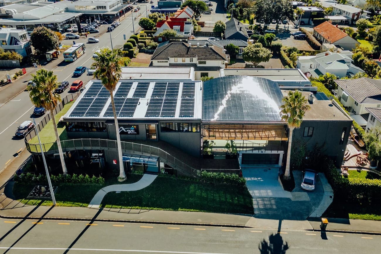 Takapuna AGE School Green Wall and Playground Safety Net Project