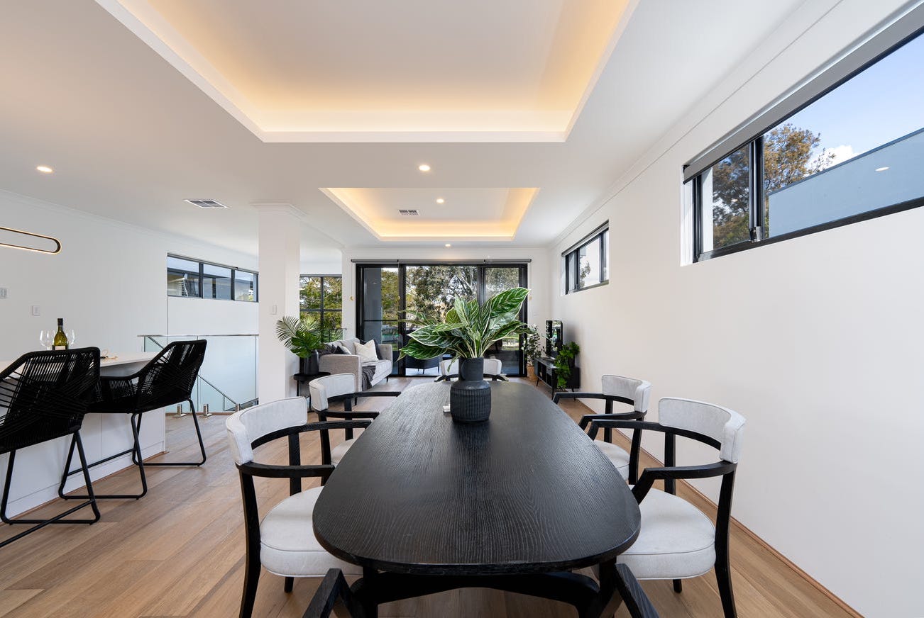 Maylands منزل ثنائي الطوابق