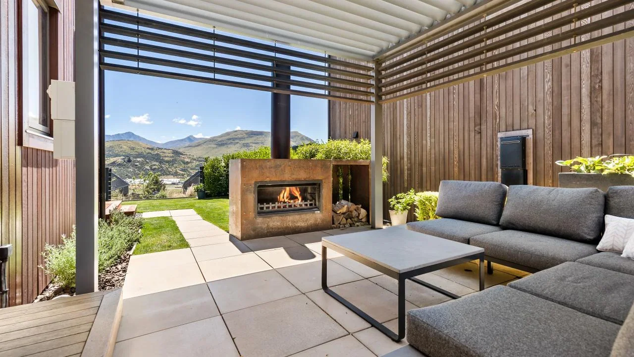 33 Double Cone Road Residence