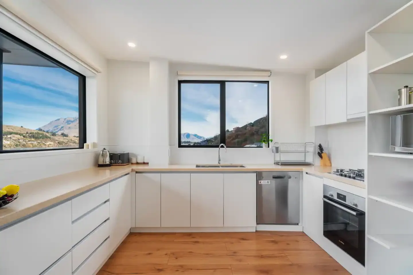 Livingstone Lane Three-Storey Residence Lot 13