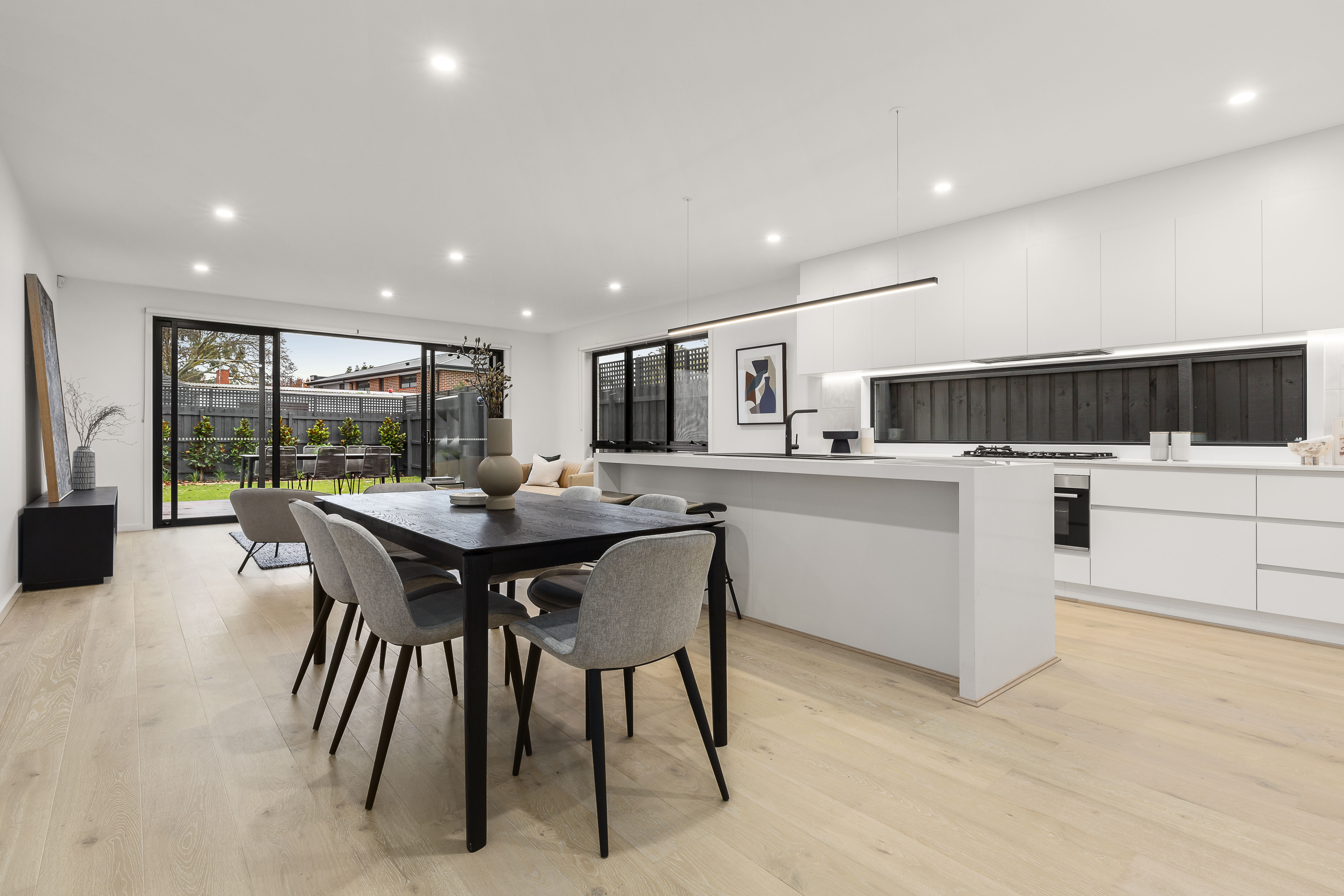 Mordialloc Brownfield 双拼联排住宅项目
