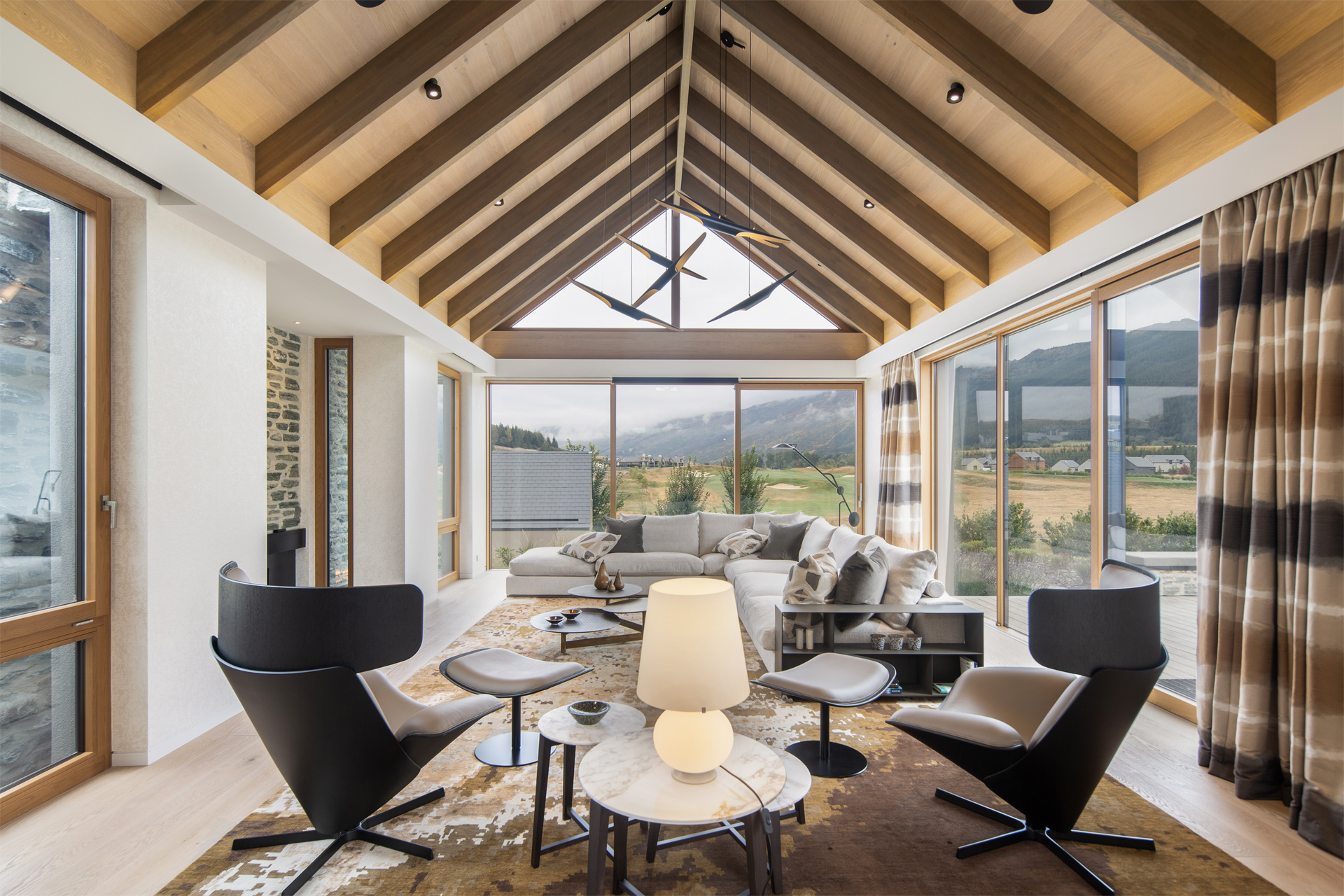 Mica Lane Millbrook Alpine Residence