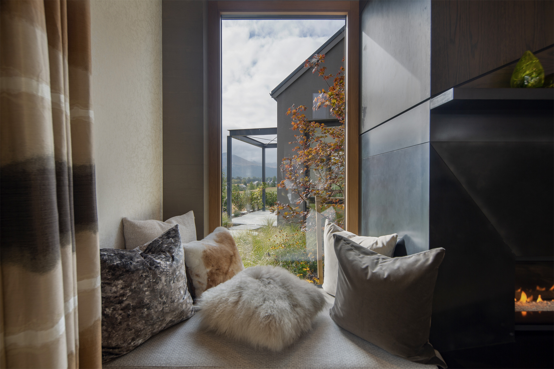 Mica Lane Millbrook Alpine Residence