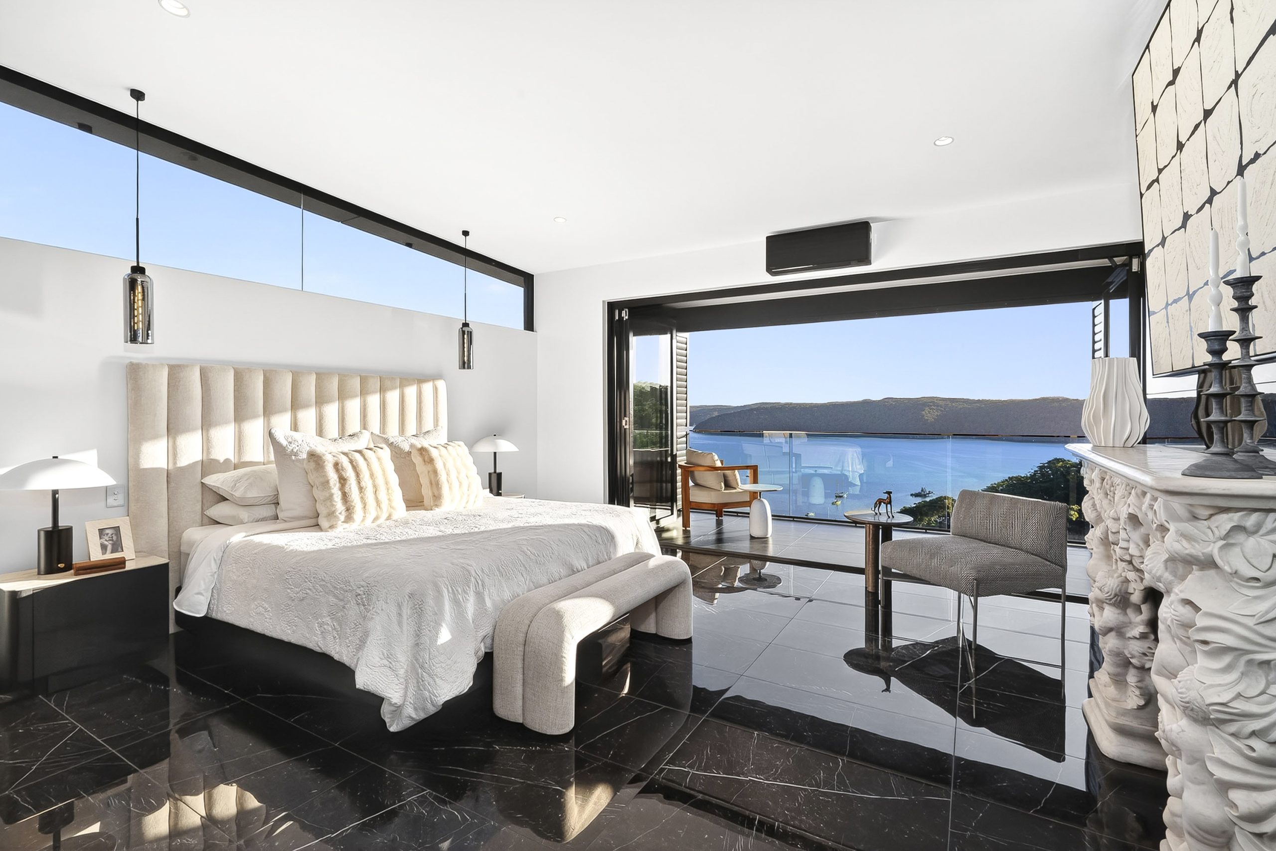 Dự án cải tạo nhà ở view biển sang trọng tại Palm Beach