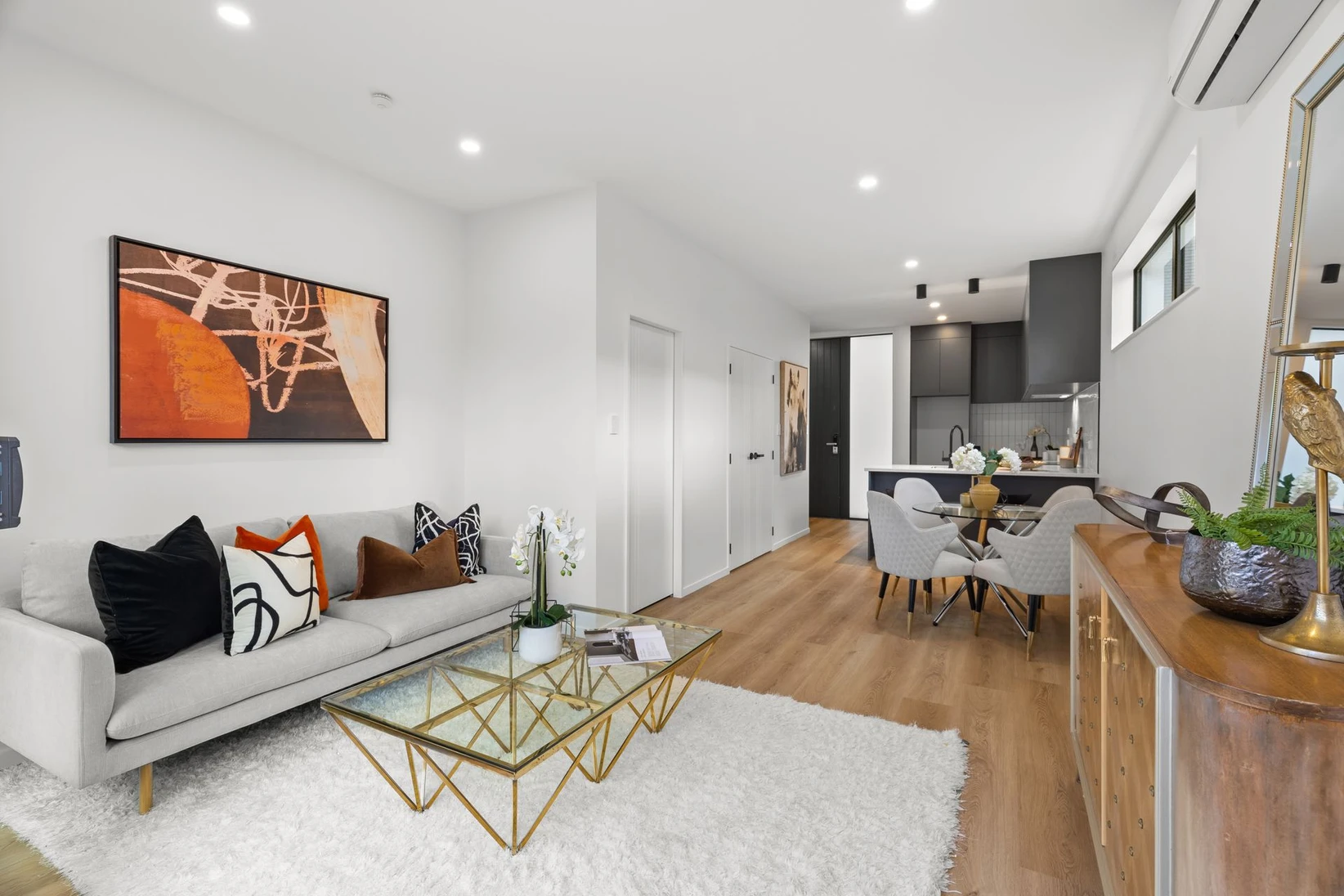 21 New Terrace Houses on Flat Bush School Road