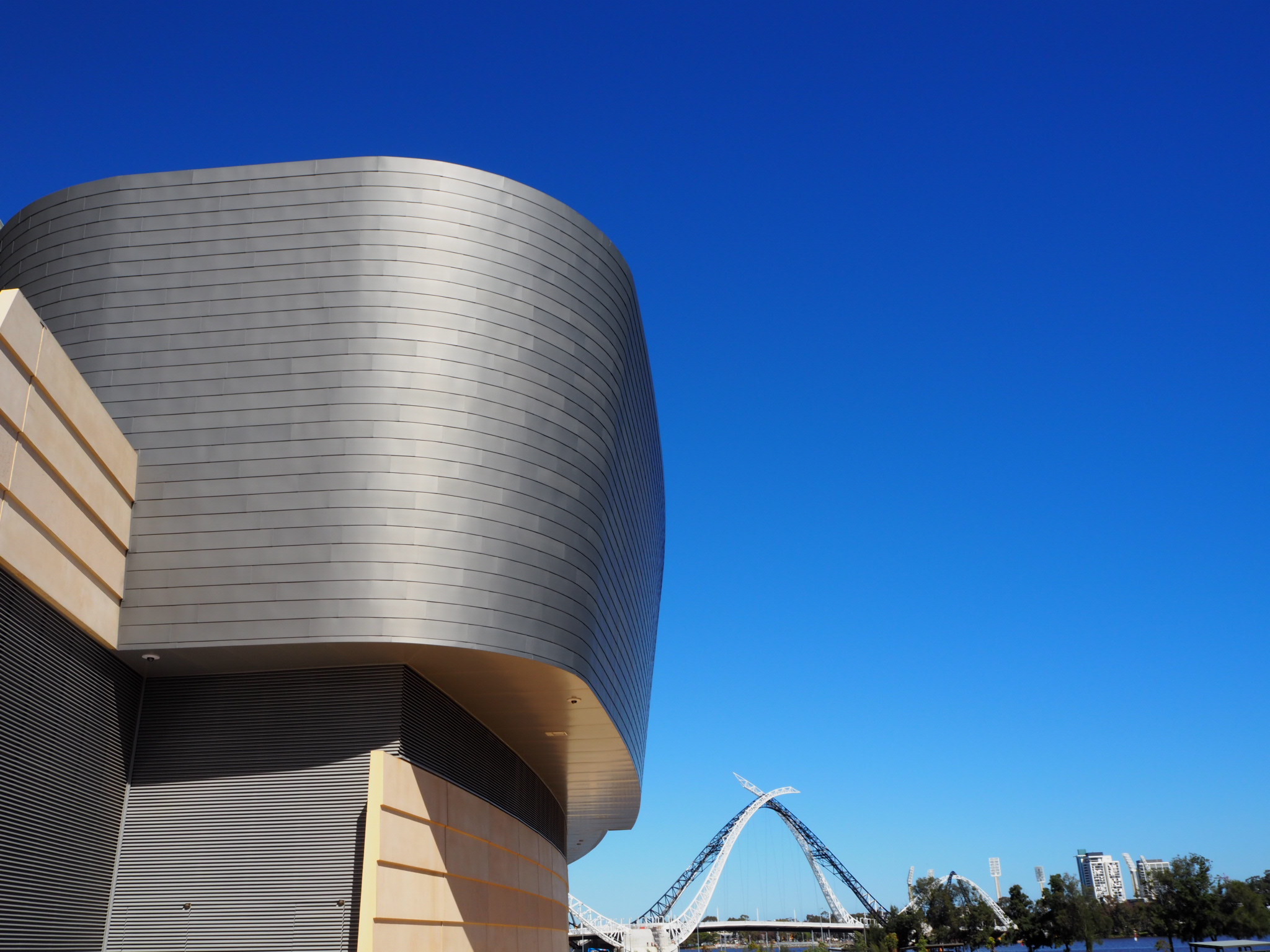 Dự án cladding mặt tiền tấm kẽm Optus Stadium