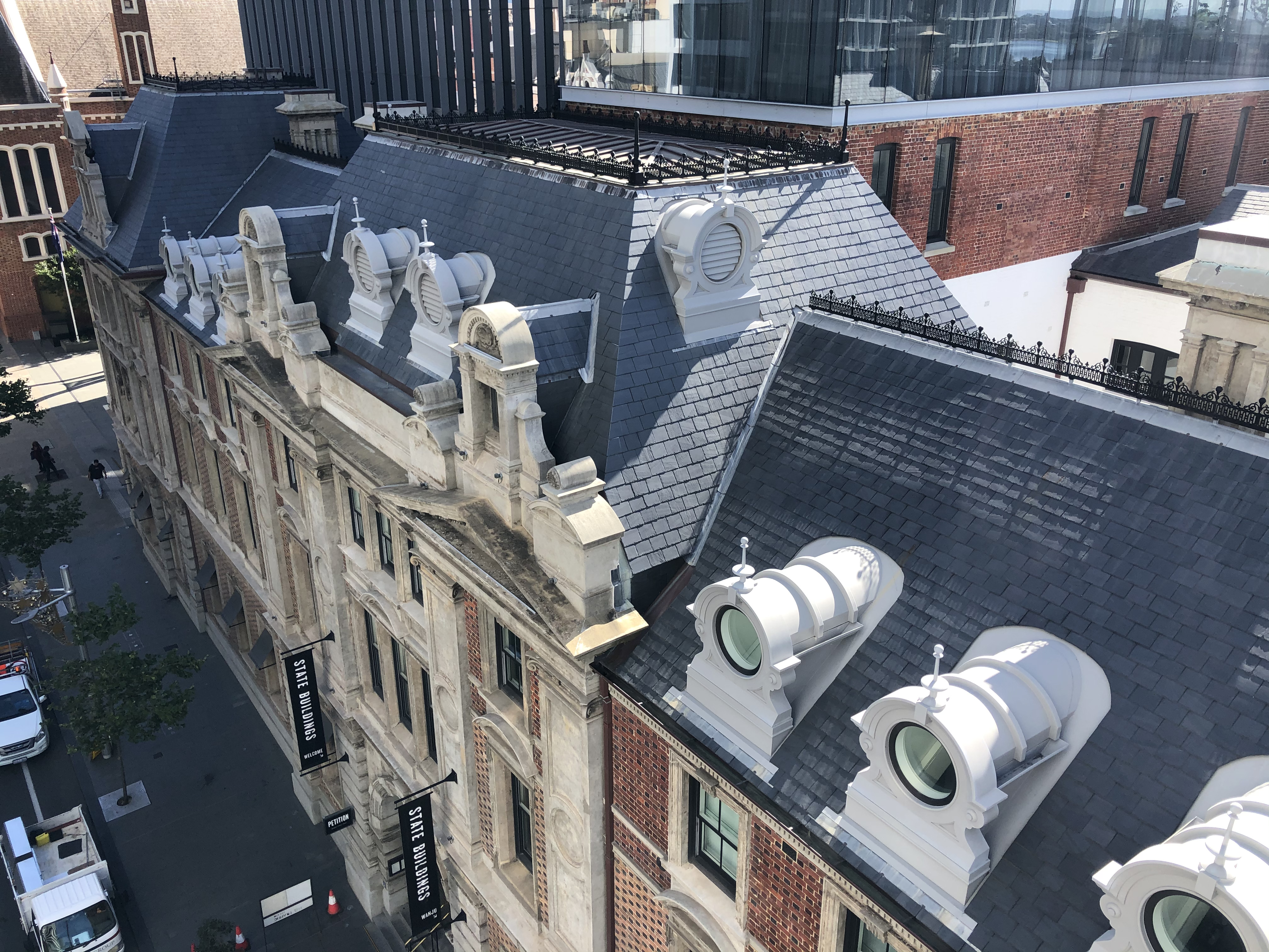 Perth City COMO Treasury Building Công trình Mái ngói Slate và Chì