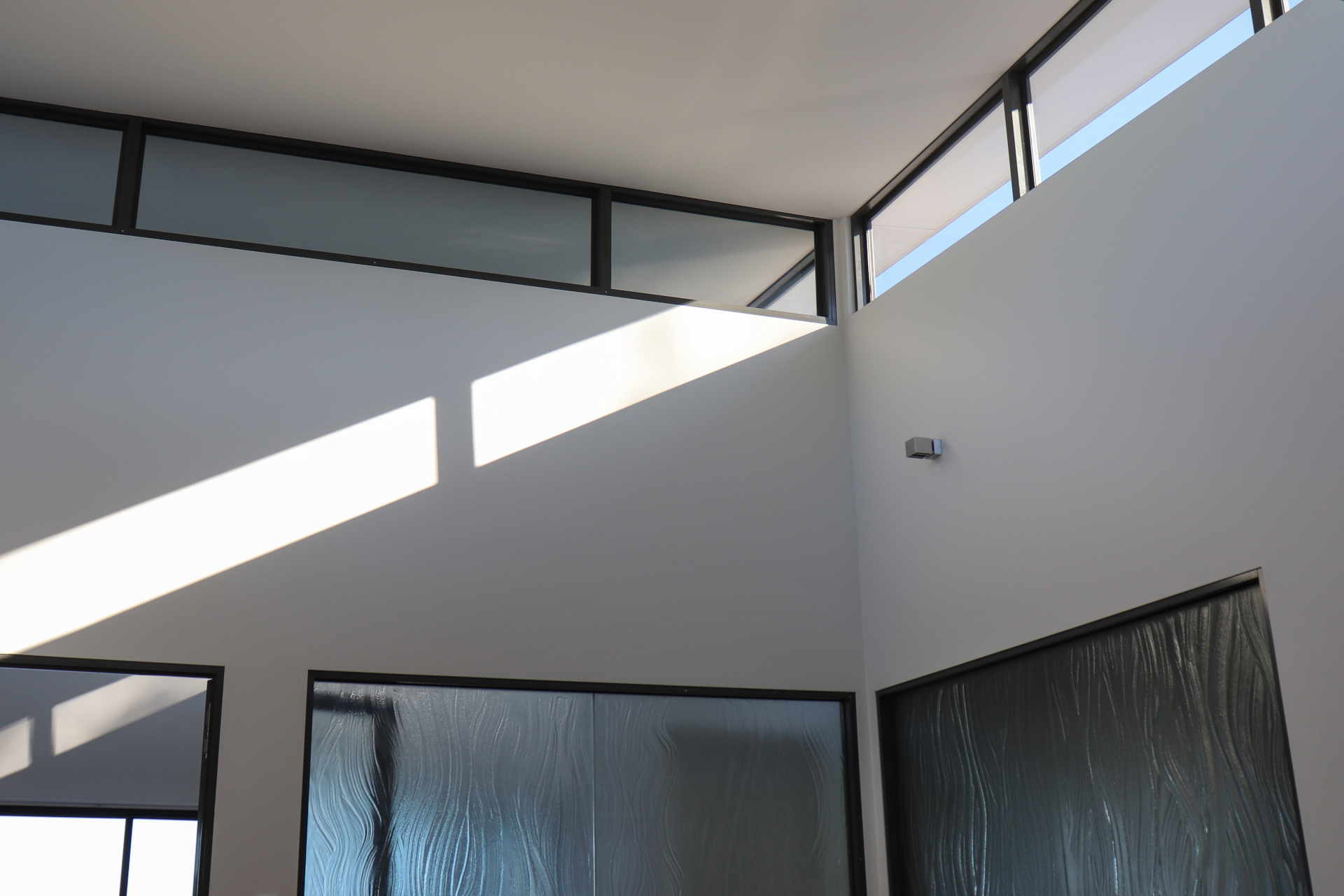 Courtyard House: New Residence in Tanilba Bay