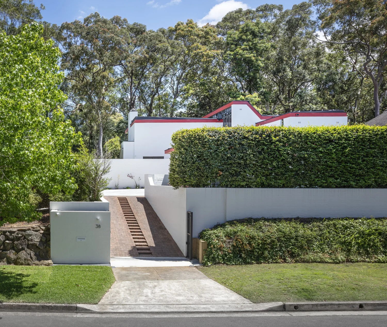 Pymble Modernist Residence Renovation Project