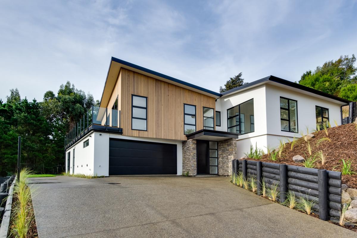 Cashmere Hills Modern Minimalist Five-Bedroom New Home