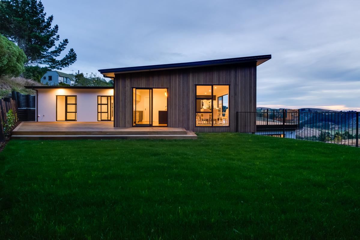Cashmere Hills Modern Minimalist Five-Bedroom New Home