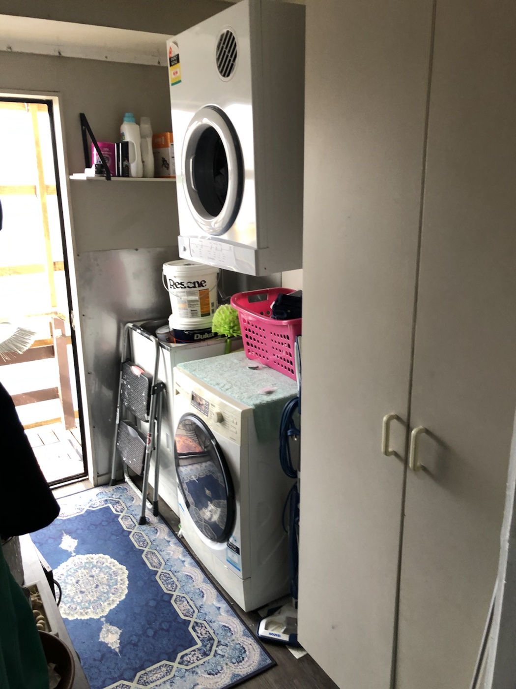 Glendene · Crystal Avenue Kitchen and Laundry Renovation