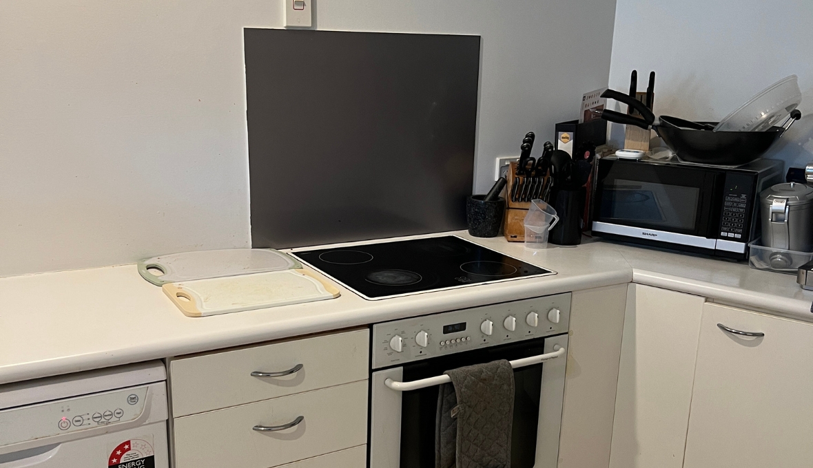 Auckland Orakei apartment kitchen and bathroom renovation with bright modern finishes