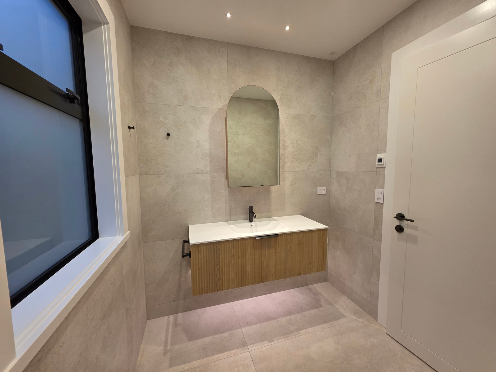 Taupo Wairakei Golf Master Ensuite Tiling
