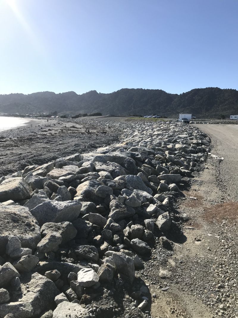 Cobden 垾防海堤修复工程