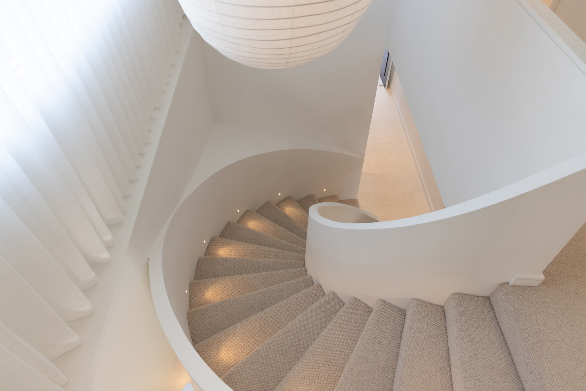 Curva: Brand New Modern Coastal Residence in Fairlight