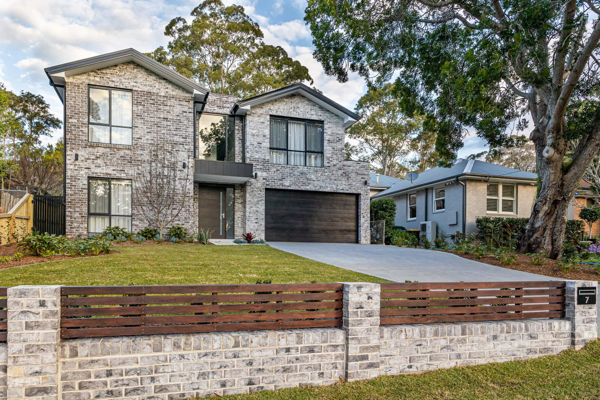 Bricklane: Turramurra Dark Brick Custom Home