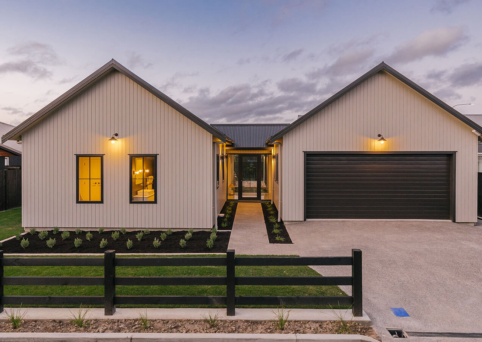 New residential building on Pharazyn Street, Feilding