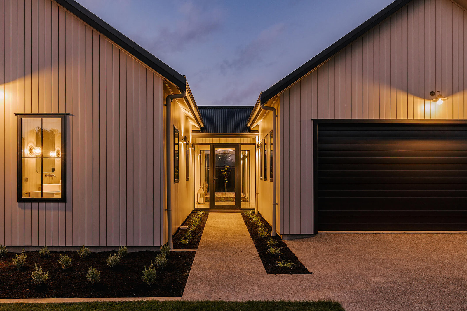 New residential building on Pharazyn Street, Feilding