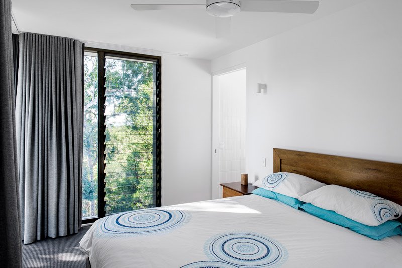 The Bush House: Redland Bay 맞춤형 설계 신축 주택