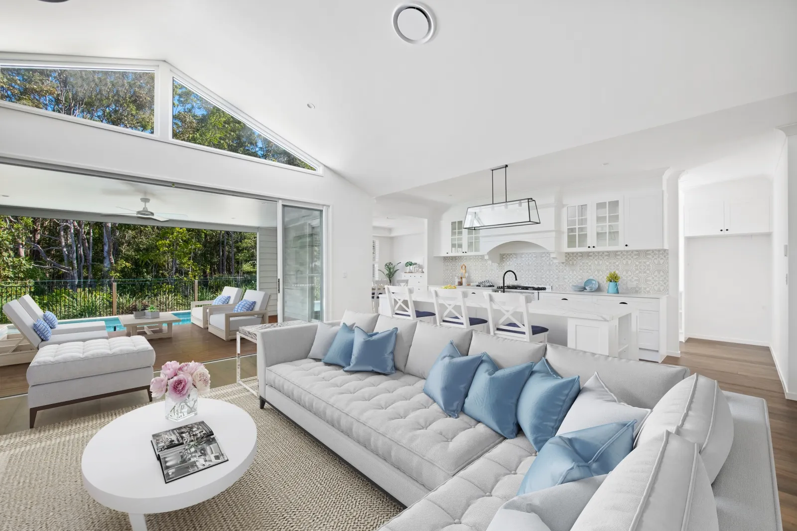 منزل Buderim الغابة: منزل مخصص بأسلوب Hamptons
