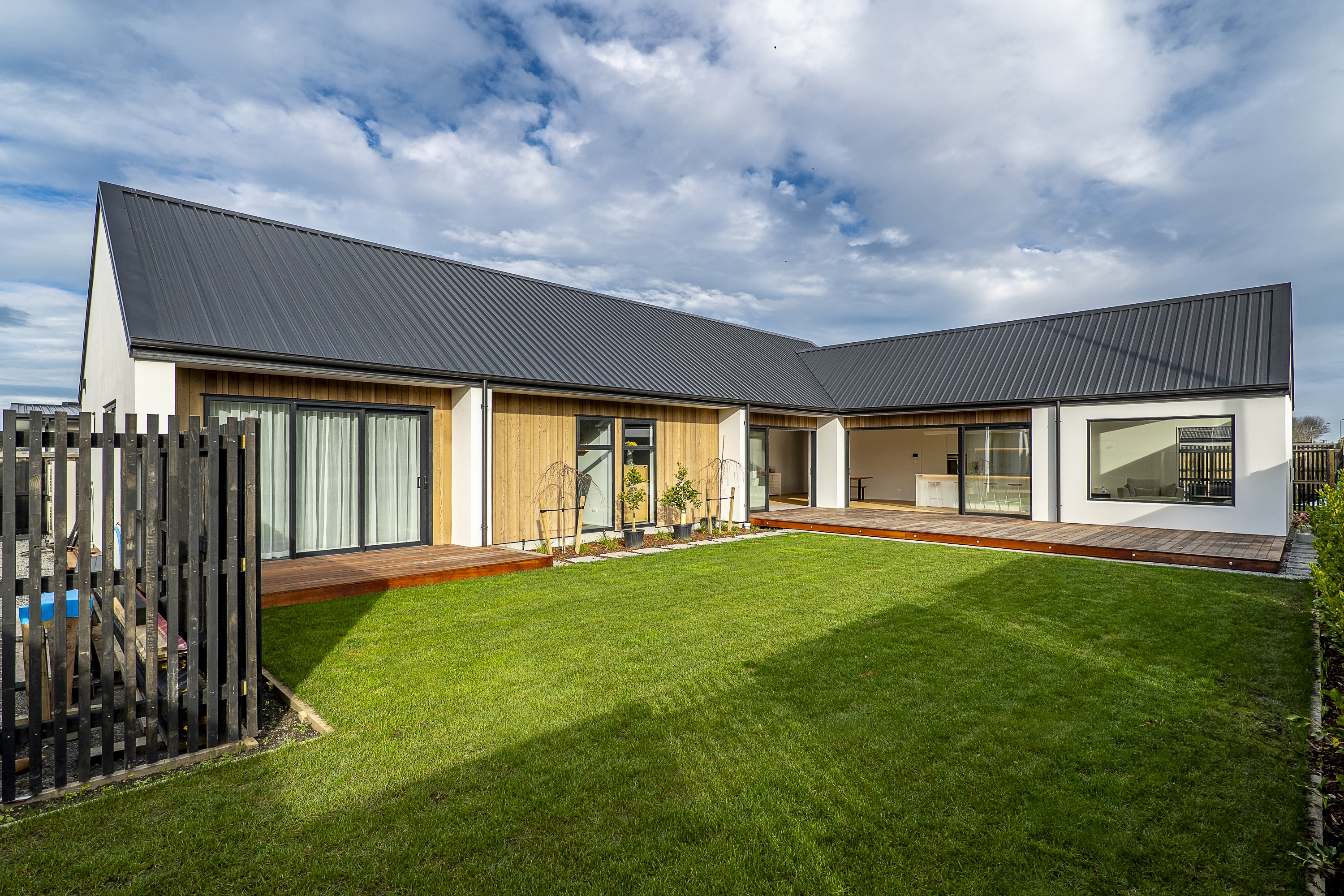 Eleanor Lane Family Residence
