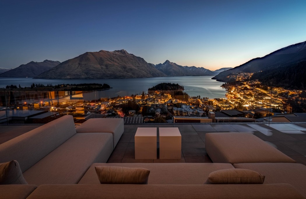 Belfast Terrace Residence on Queenstown Hill