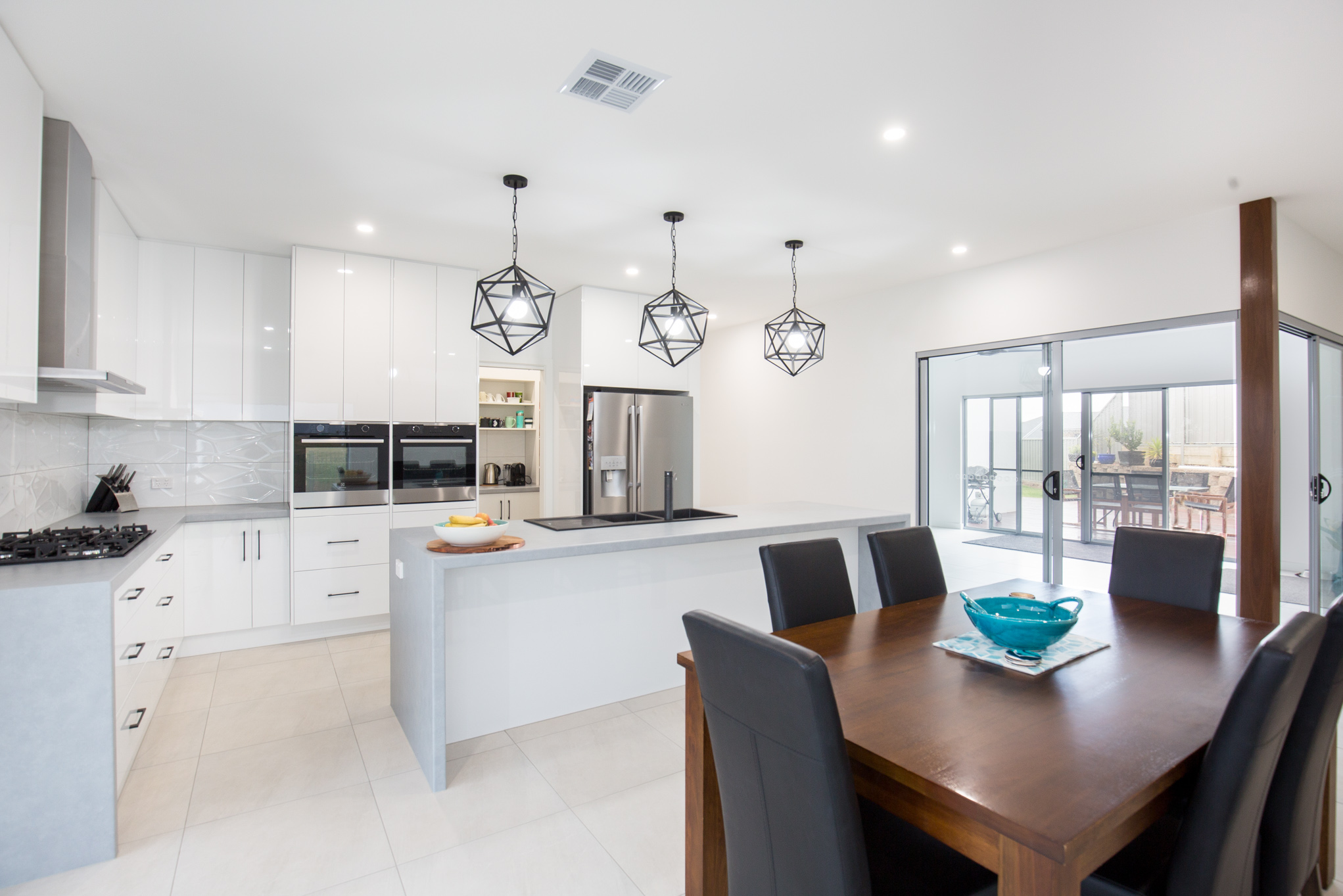 Alice Detached House Project