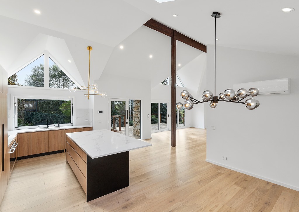 Balwyn 4침실 신축 주택
