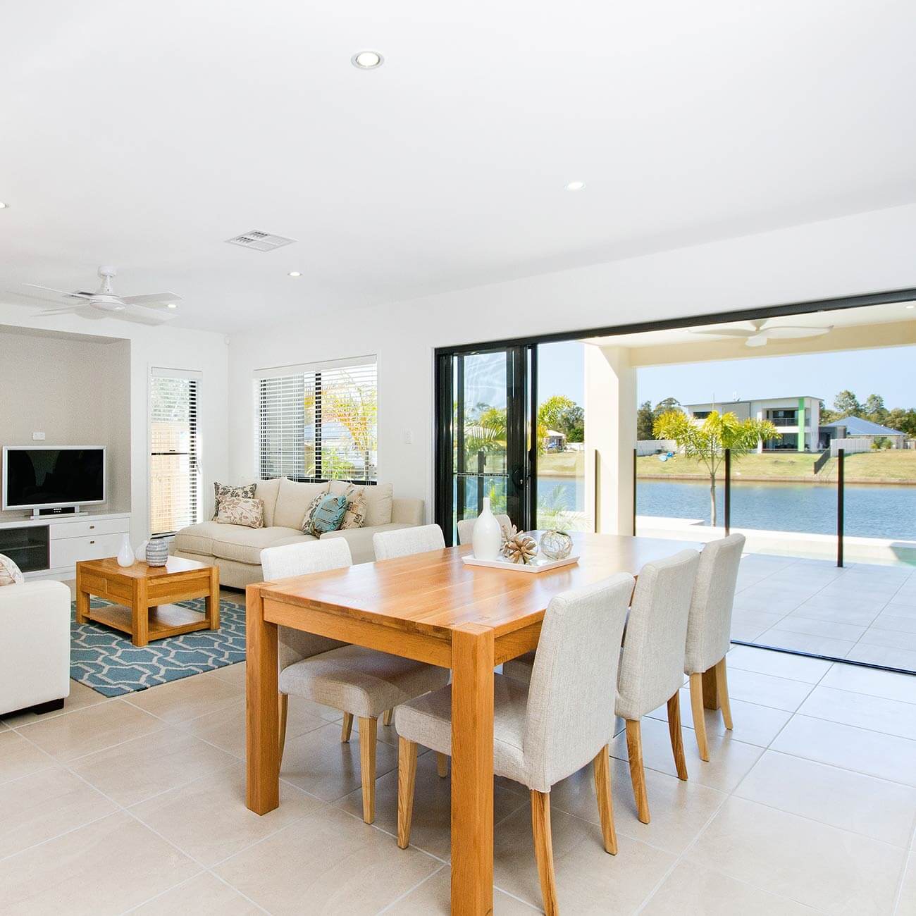 Pelican Waters 7 Bond Street Custom Residence