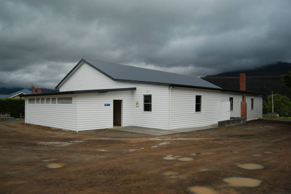 مشروع تجديد Glen Huon Hall الصالة العامة