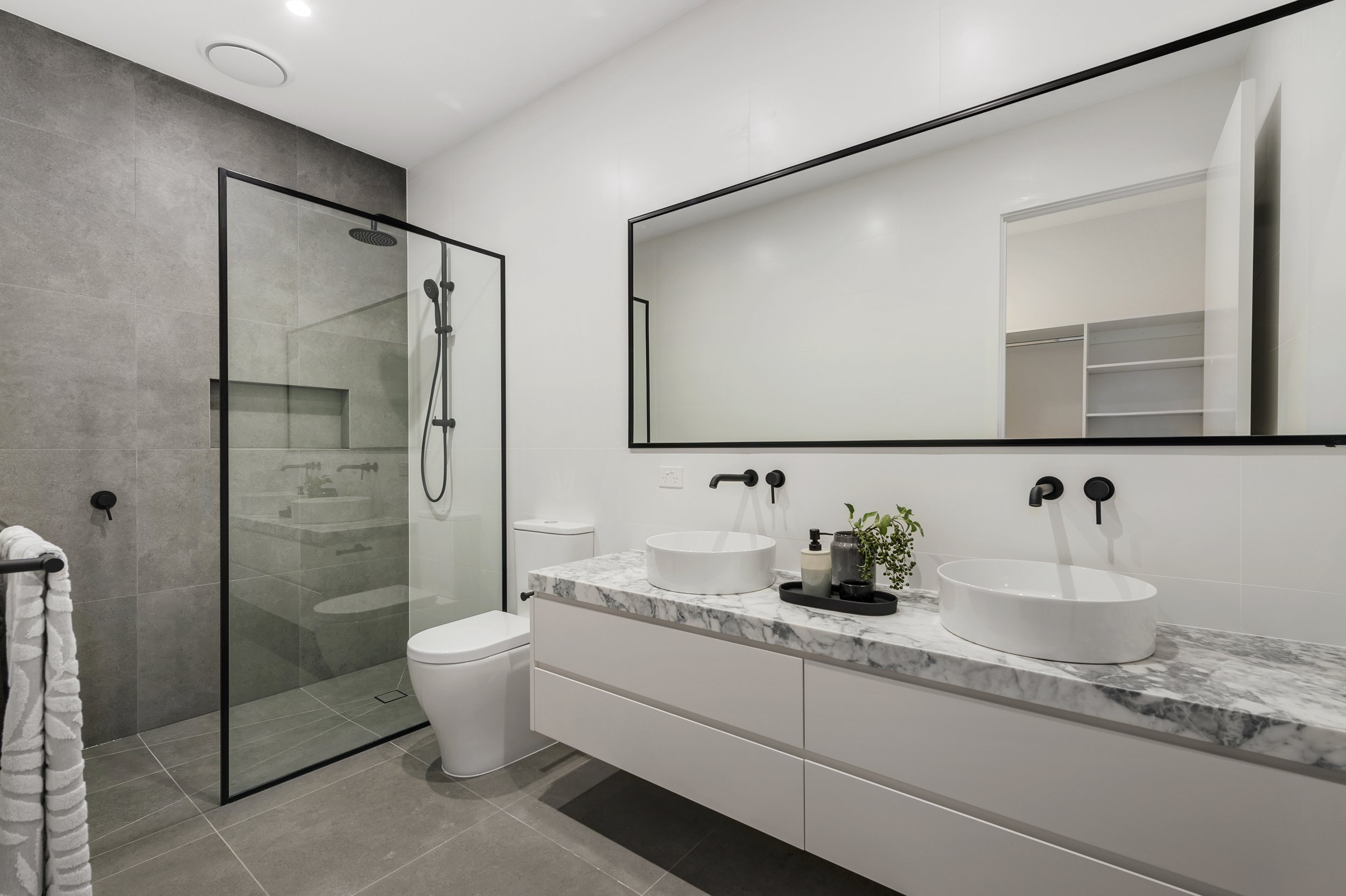 Doncaster East Modern Townhouse Loxley