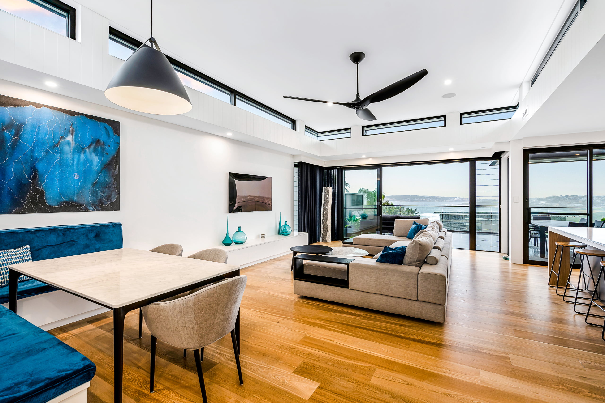 North Curl Curl Coastal Modern Luxury Home