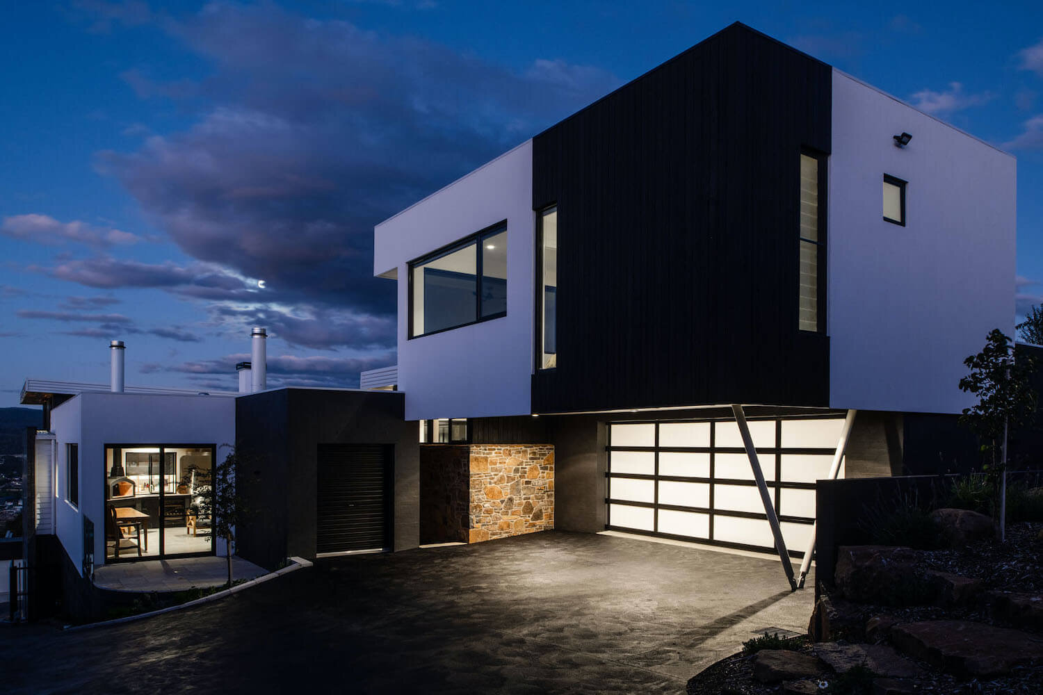 Trevallyn Hillside New Residence Design and Build