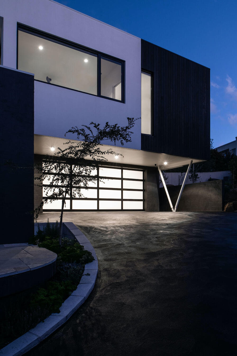 Trevallyn Hillside New Residence Design and Build