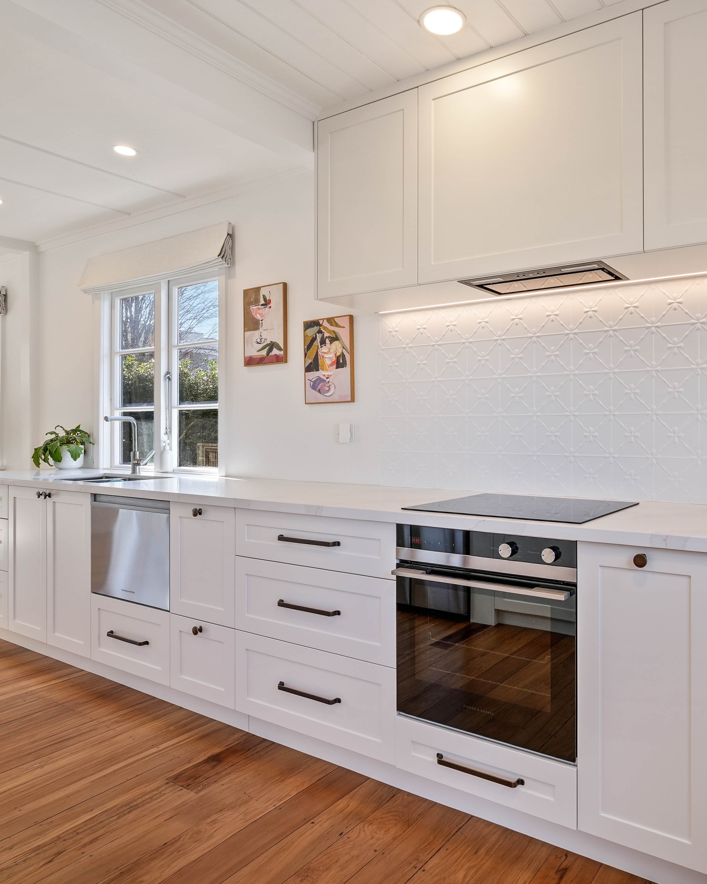 The Avenues: 1940s Bungalow Renovation in Tauranga