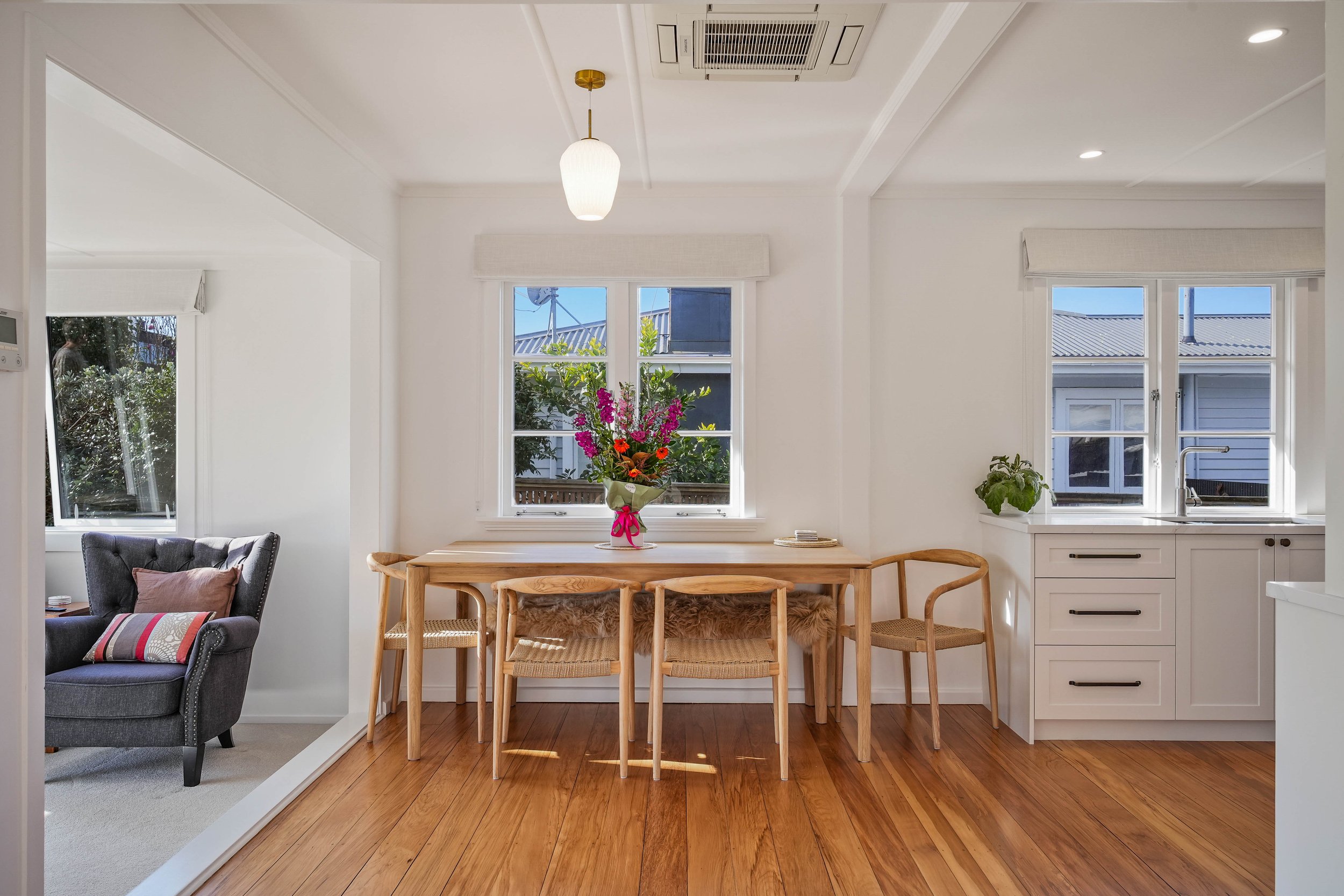 The Avenues: 1940s Bungalow Renovation in Tauranga