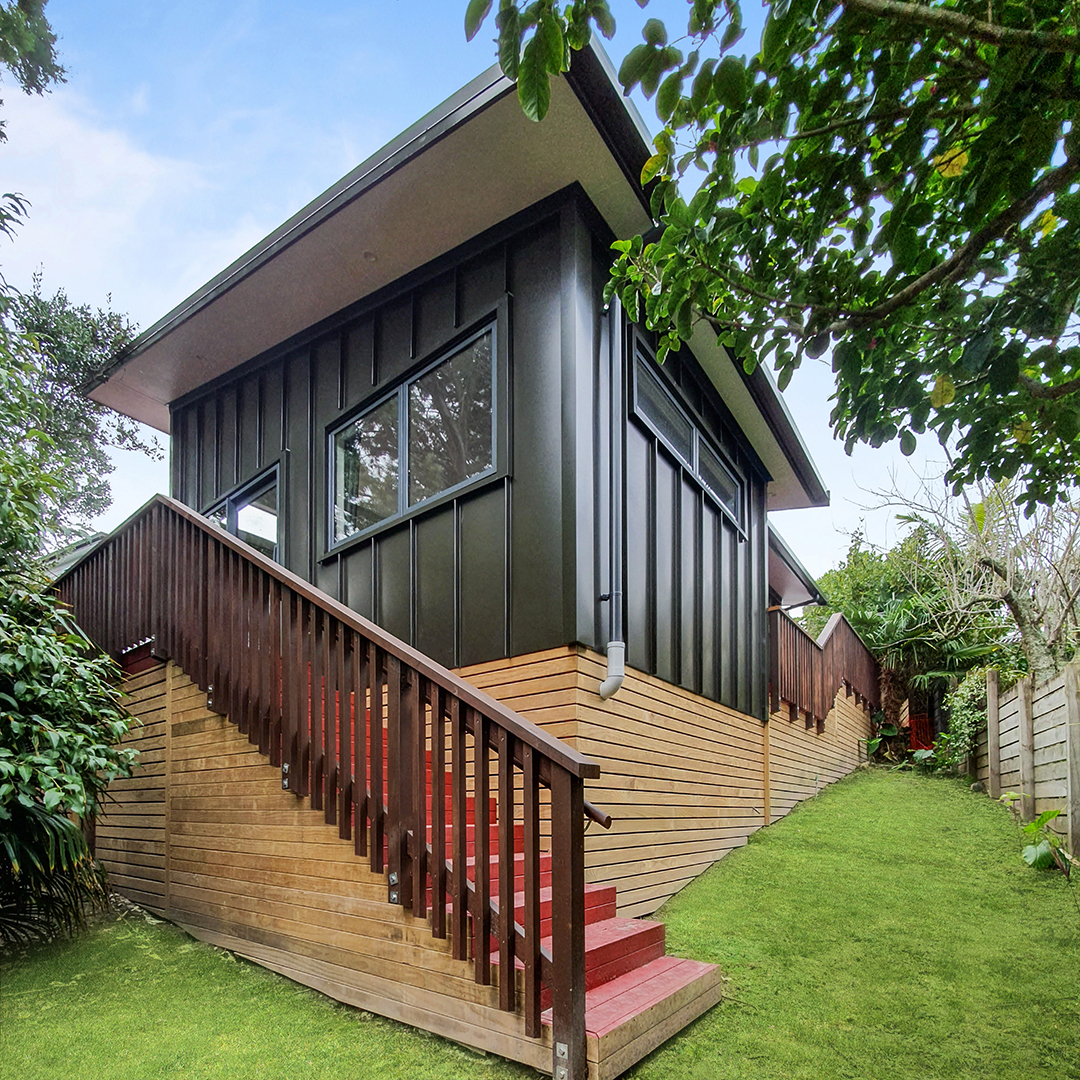 Torbay 2-Bedroom Detached Cottage
