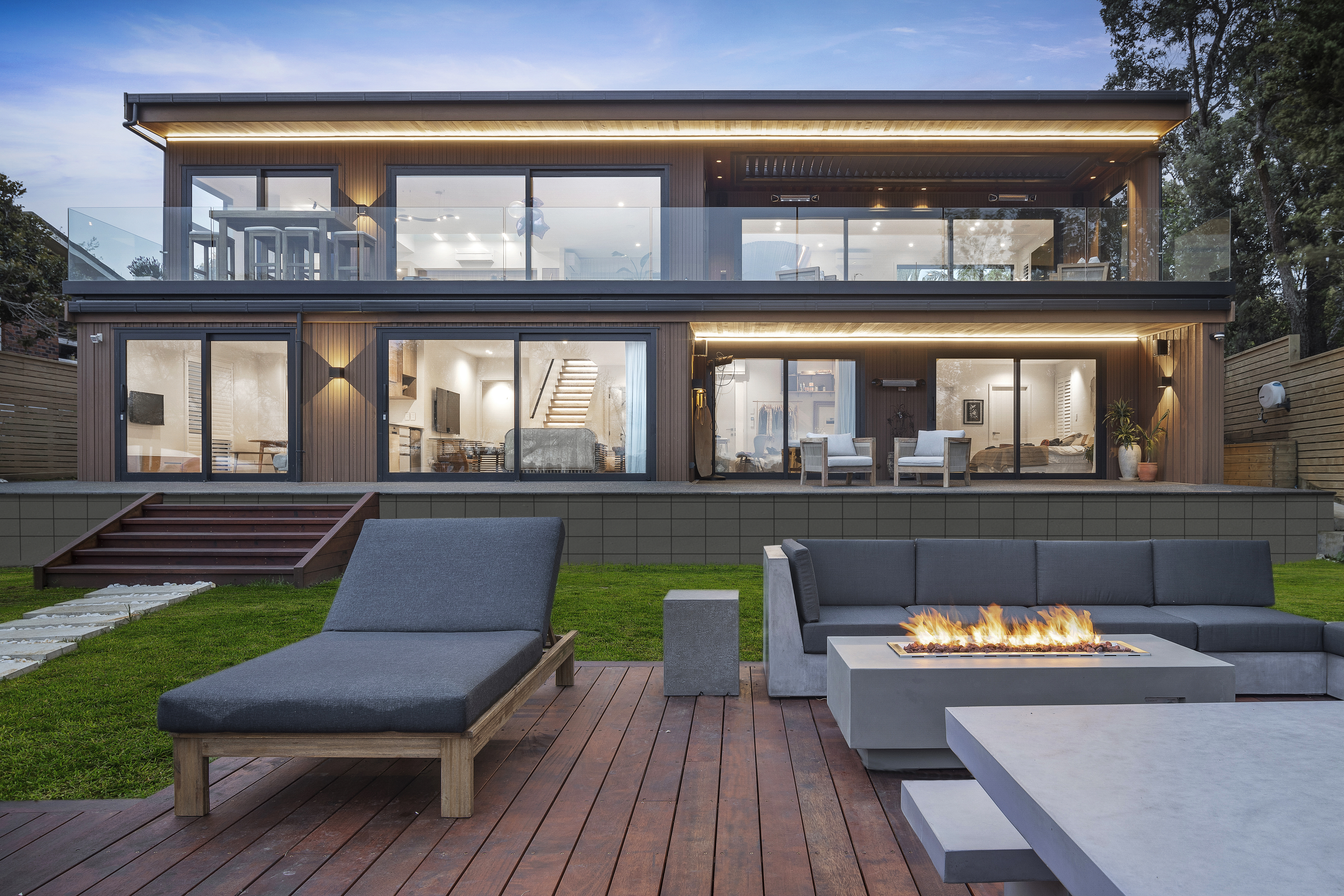Custom Lakeside Residence at Lake Pupuke, Takapuna
