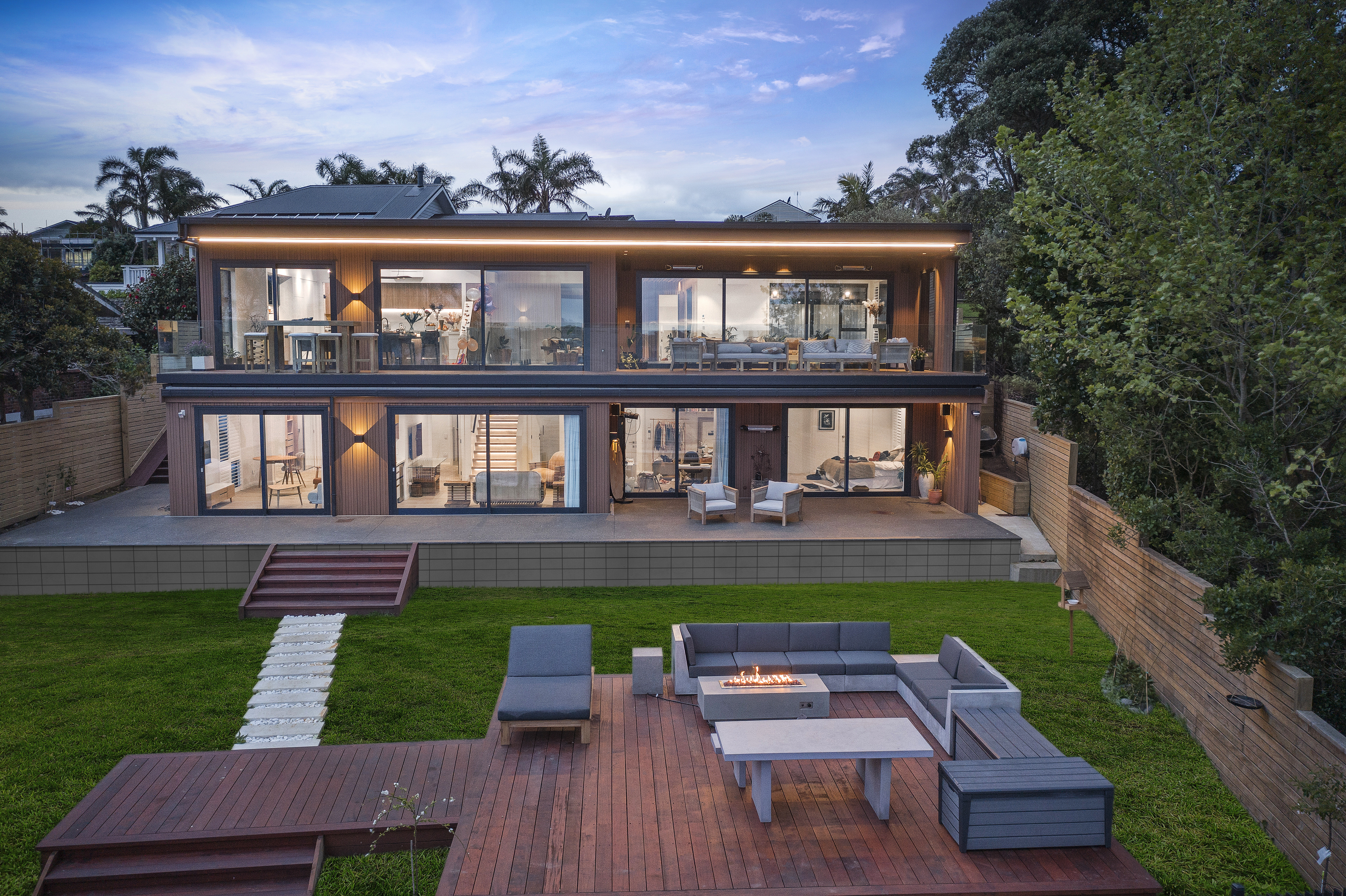 Custom Lakeside Residence at Lake Pupuke, Takapuna