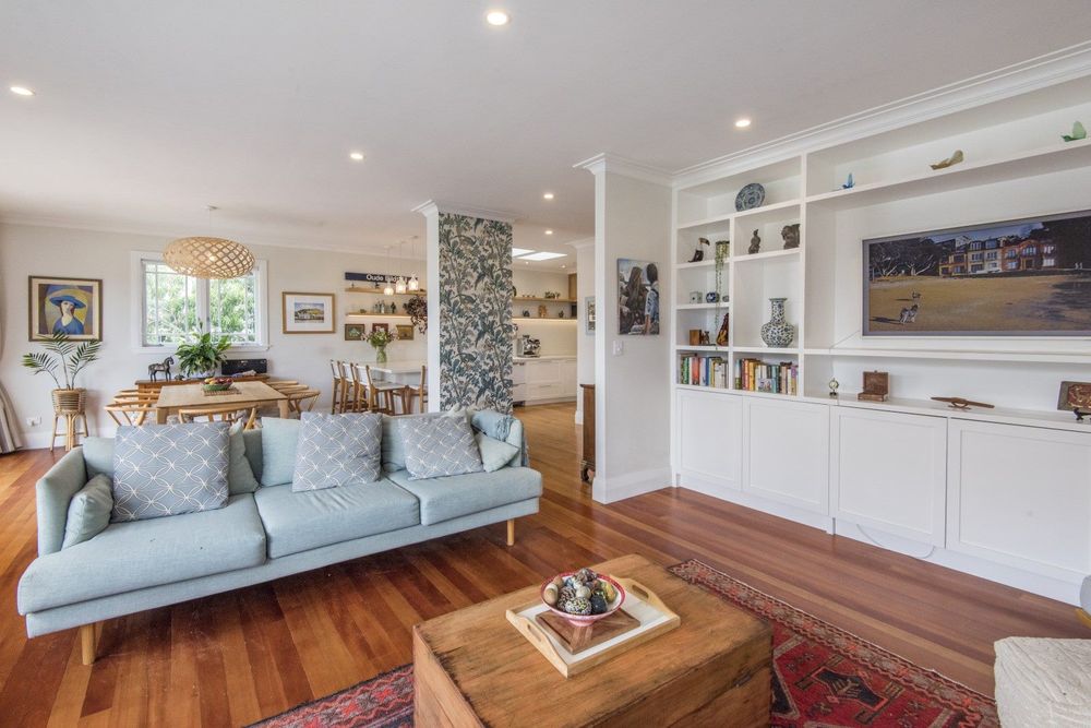 Cheltenham Beach, Devonport Villa Rebuild
