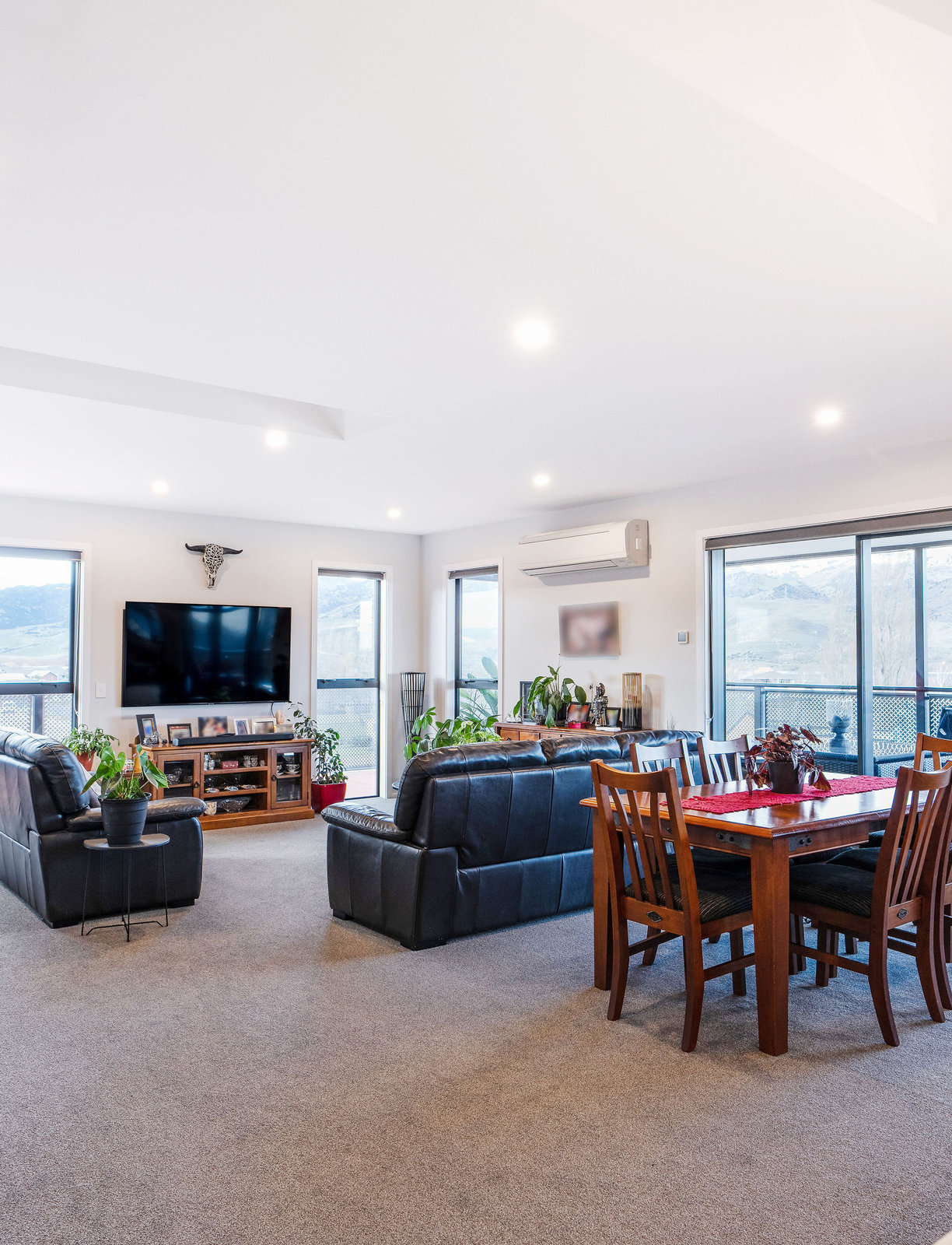 Stratford Drive Residence in Cromwell