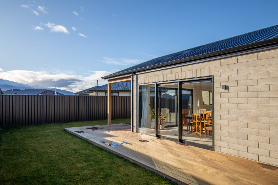 Cromwell Sunny Family Home