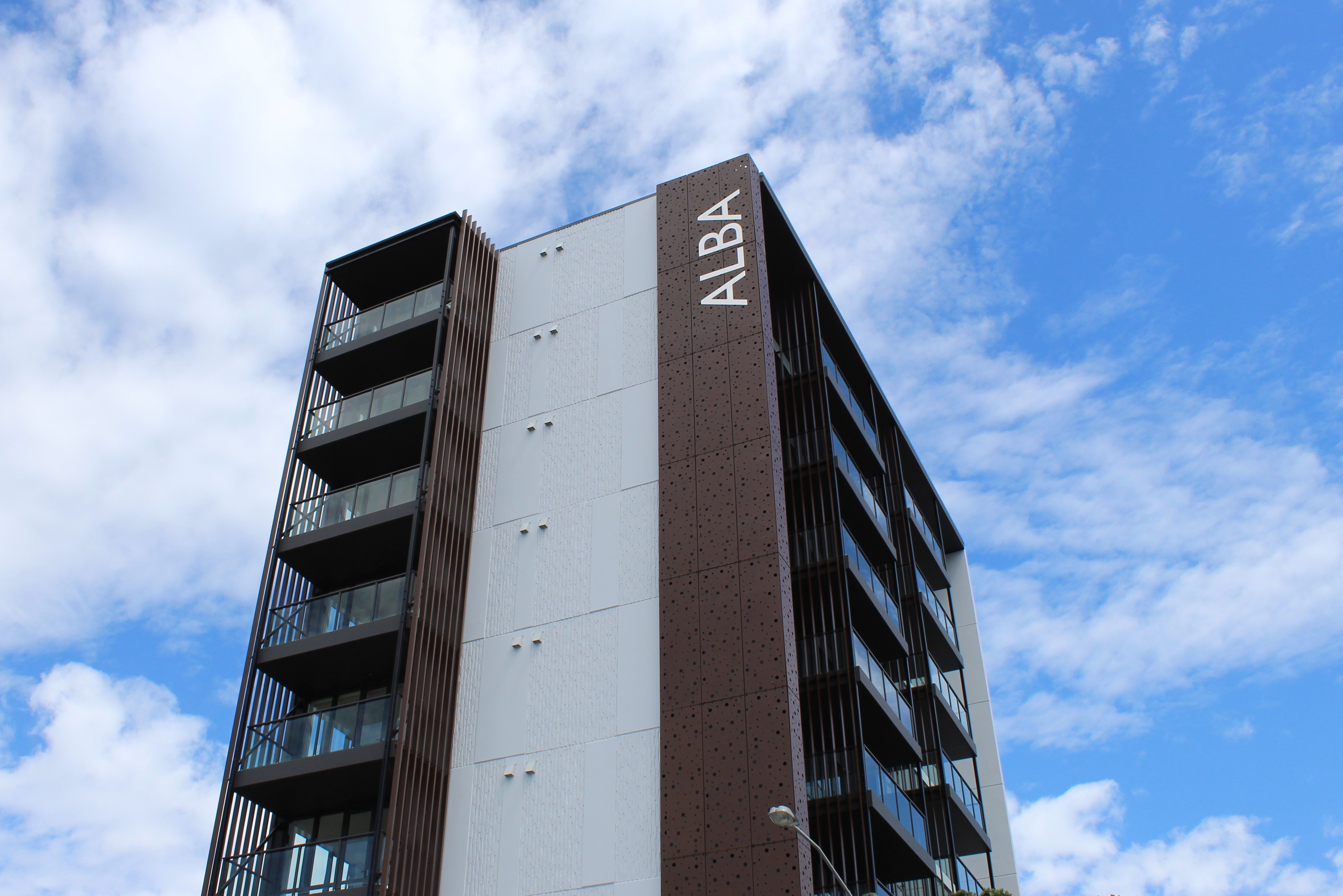 Alba Apartments