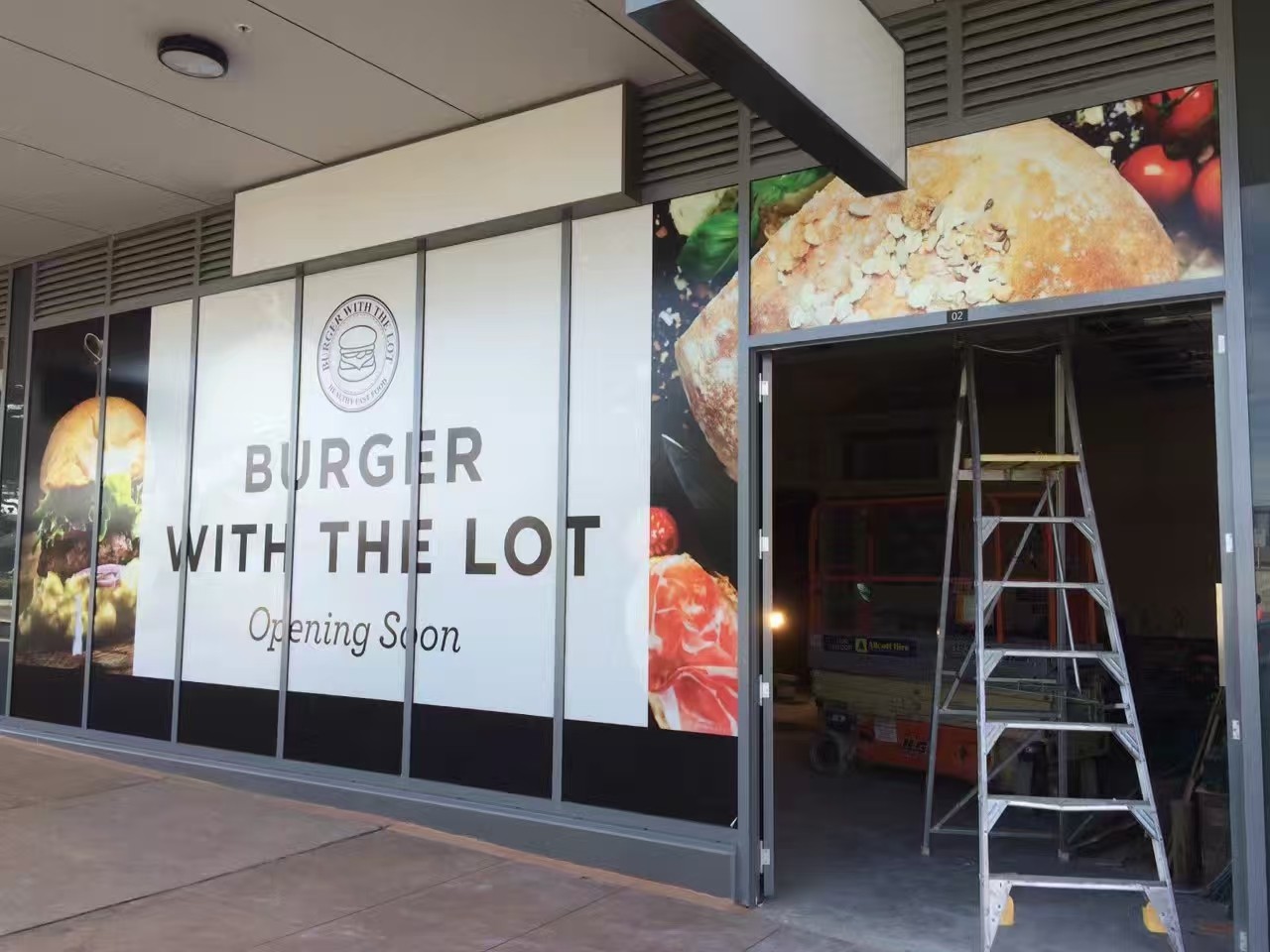 Burger With The Lot 餐饮店装修项目