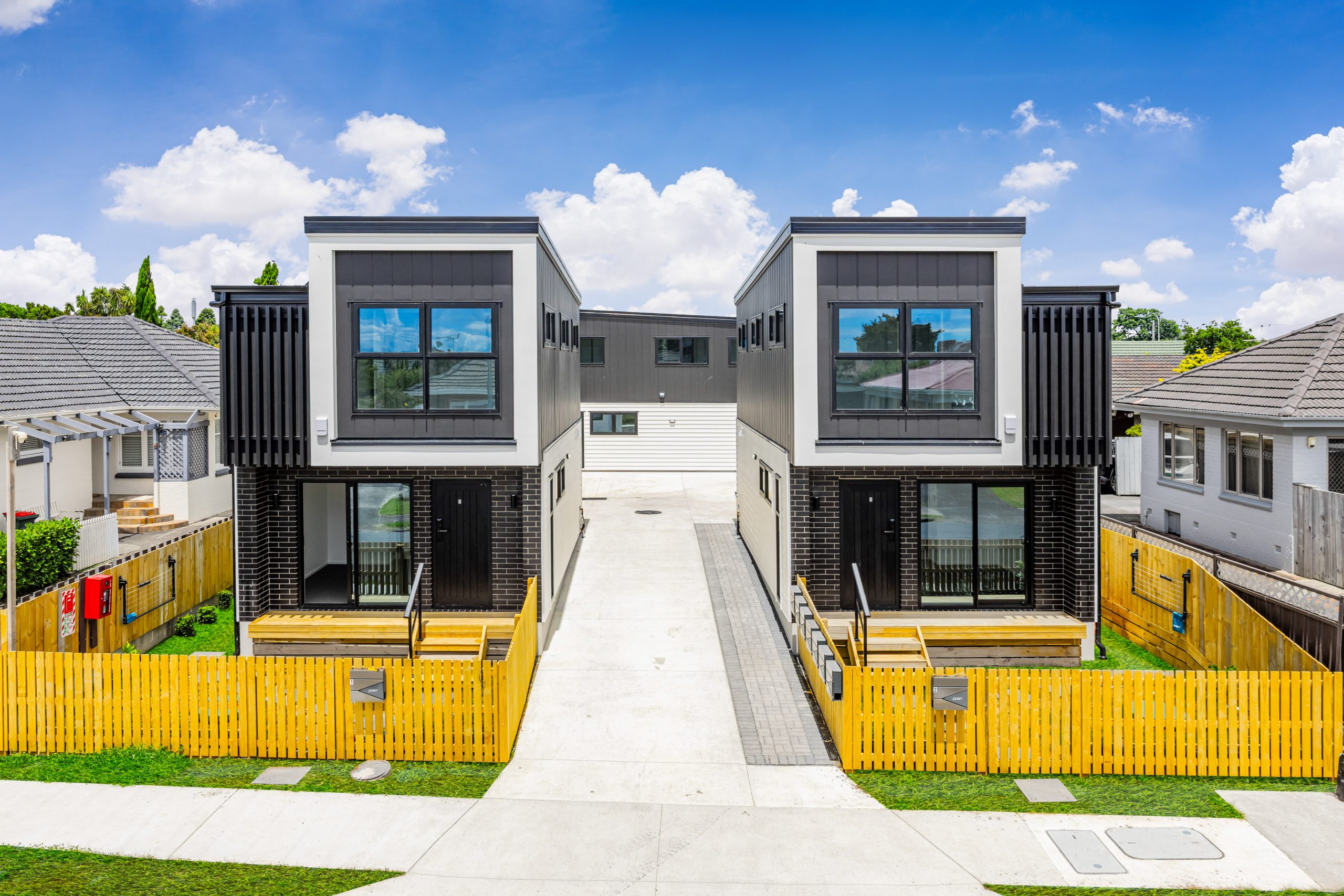 Glen Avenue Double Storey Townhouse