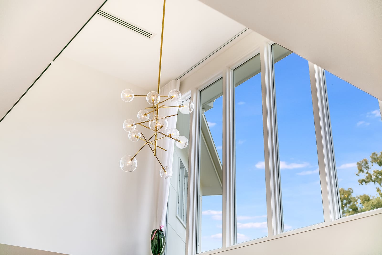 Kenmore Architect-Designed Residence