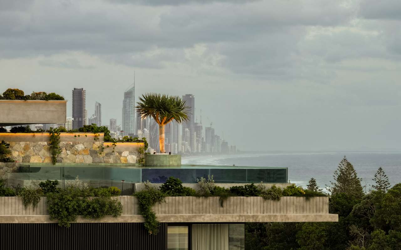 Cloudbreak: Gold Coast Miami 산 정상 주택